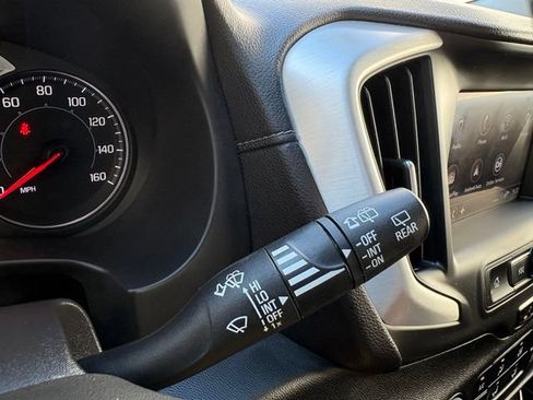 Used 2023 GMC Terrain SLE FWD image 21
