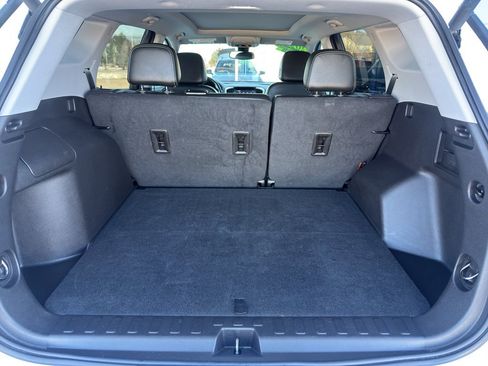 Certified 2022 GMC Terrain SLT w/ Tech Package image 40