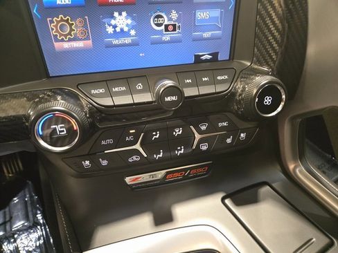 Used 2017 Chevrolet Corvette Z06 image 24