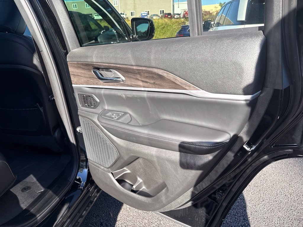 New 2027 Jeep Grand Cherokee Limited AWD/4WD image 27