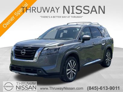 Certified 2022 Nissan Pathfinder Platinum w/ Cargo Package