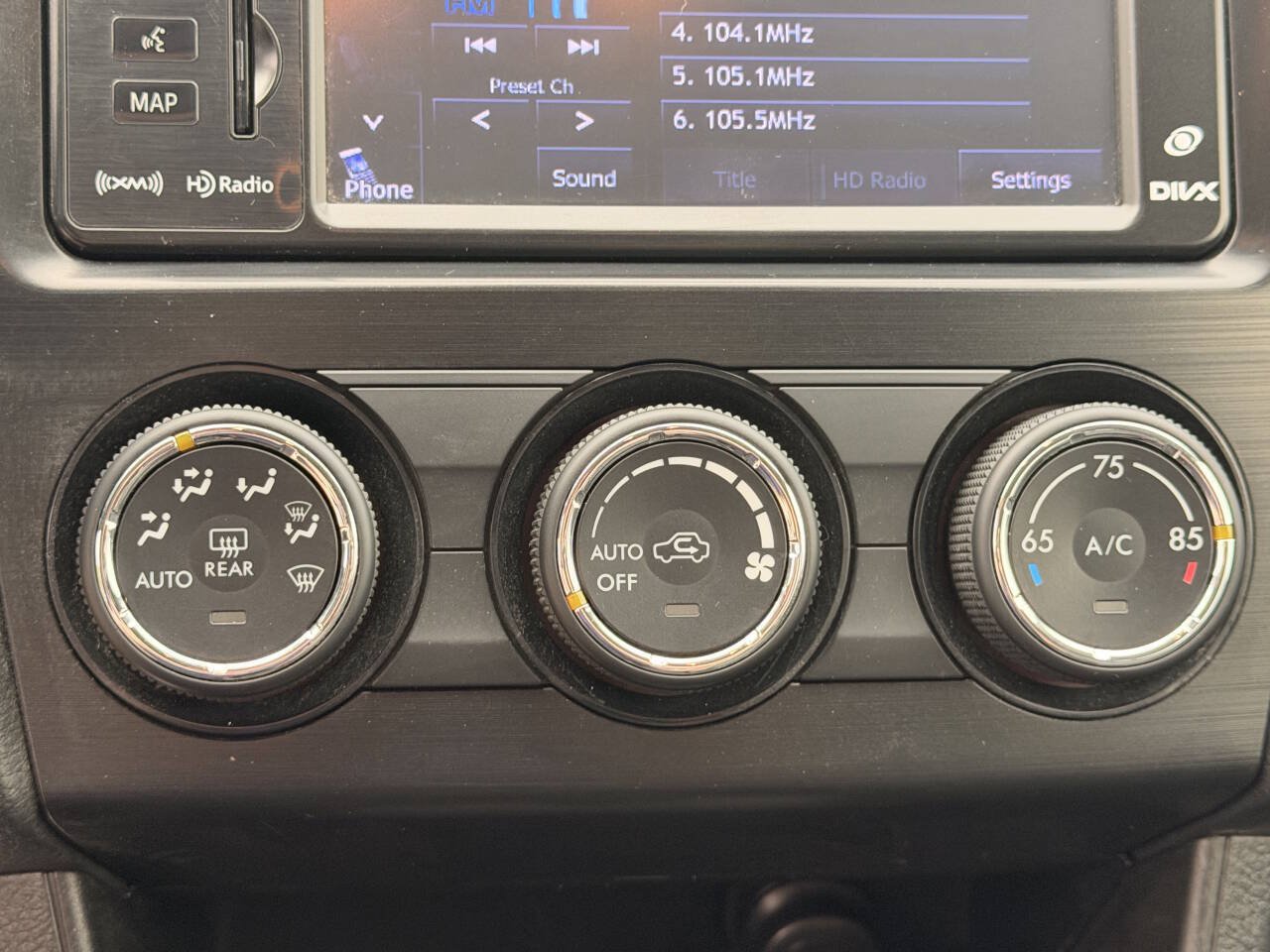Used 2013 Subaru Crosstrek 2.0i Limited AWD/4WD image 19