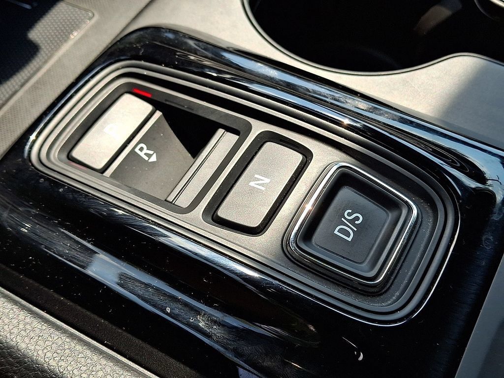 Used 2026 Honda Passport RTL image 16