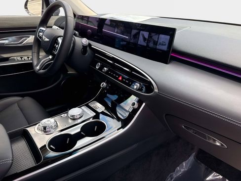 Used 2026 Genesis GV70 2.5T image 30