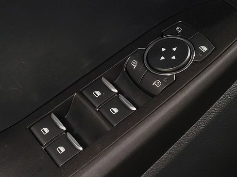 Used 2021 Ford Explorer 2WD w/ Class III Trailer Tow Package image 27