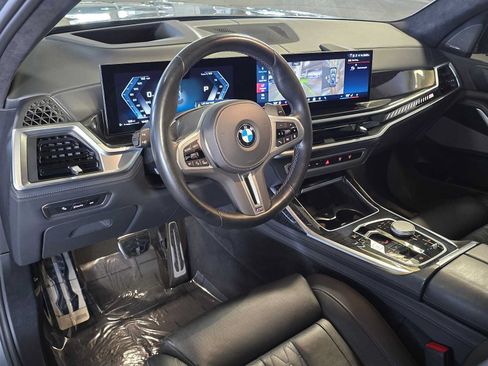 Used 2024 BMW X7 M60i w/ Climate Comfort Package AWD/4WD image 2