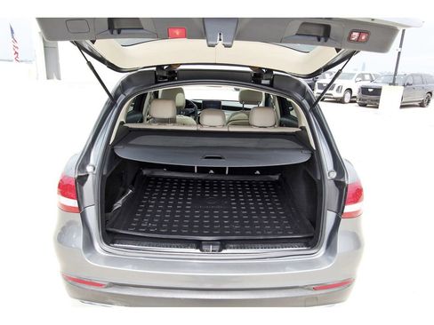 Used 2016 Mercedes-Benz GLC 300 image 25