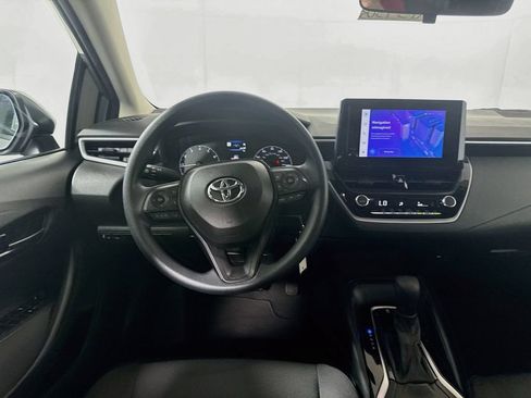 Used 2023 Toyota Corolla LE FWD image 21