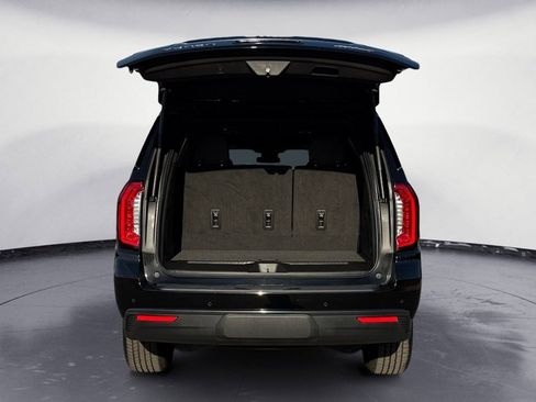 Used 2023 GMC Yukon AT4 image 6