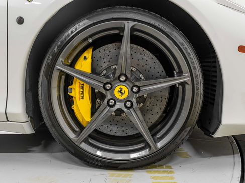 Certified 2014 Ferrari 458 Spider Base image 17