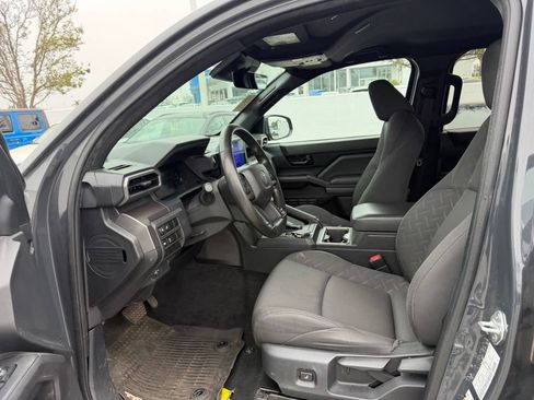 Used 2024 Toyota Tacoma SR5 AWD/4WD image 9