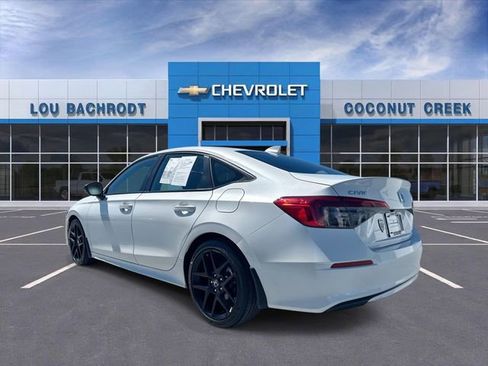 Used 2024 Honda Civic Sport image 6