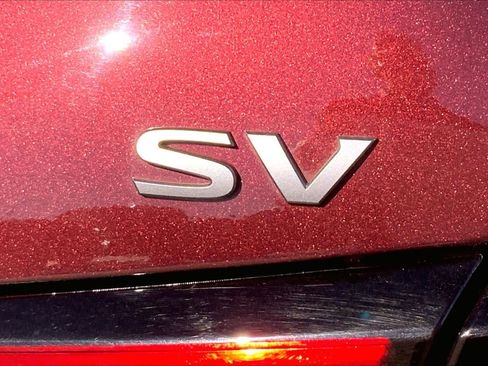 Used 2024 Nissan Altima 2.5 SV w/ SV Premium Package image 9