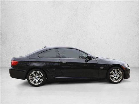 Used 2013 BMW 335i xDrive Coupe AWD/4WD image 4