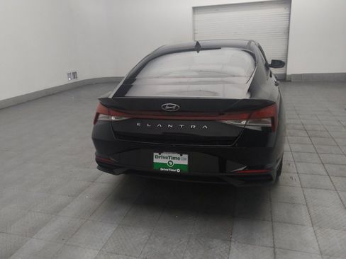 Used 2023 Hyundai Elantra SEL w/ Convenience Package FWD image 7