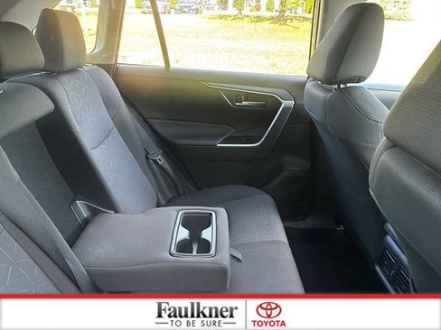 Certified 2025 Toyota RAV4 XLE AWD/4WD image 22