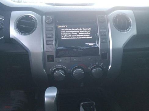 Used 2016 Toyota Tundra SR5 image 16
