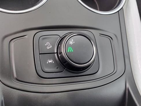 Certified 2023 GMC Terrain SLE w/ LPO, Floor Liner Package image 26