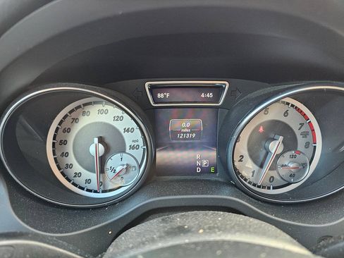 Used 2014 Mercedes-Benz CLA 250 image 11
