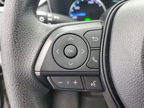Used 2020 Toyota RAV4 LE w/ All Weather Liner Package AWD/4WD image 23