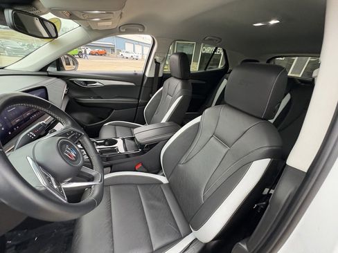 Used 2024 Buick Envision Sport Touring image 33