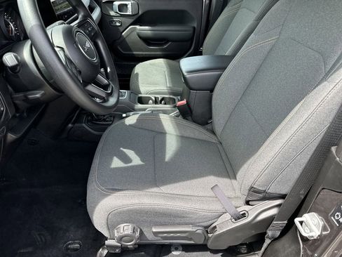 Certified 2025 Jeep Wrangler Sport image 13