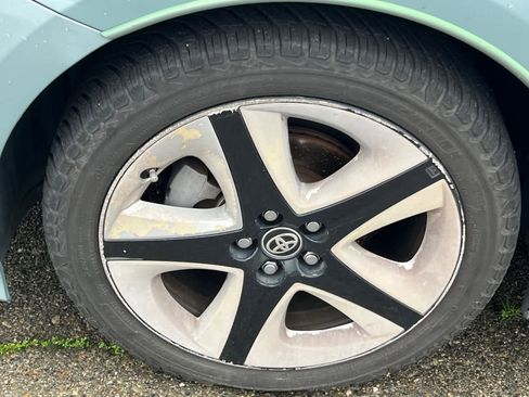 Used 2016 Toyota Prius Three Touring image 22