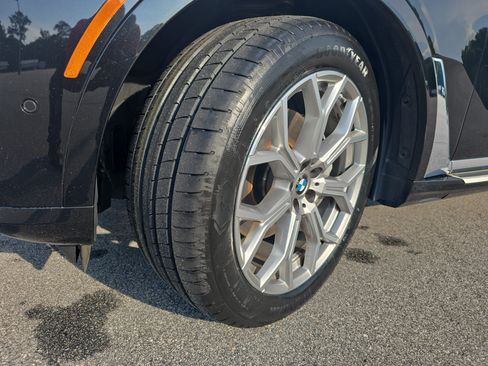 Used 2026 BMW X7 xDrive40i AWD/4WD image 34