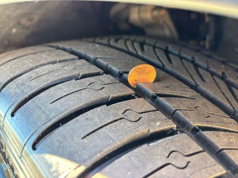 Used 2023 BMW M5 w/ Competition Package image 16