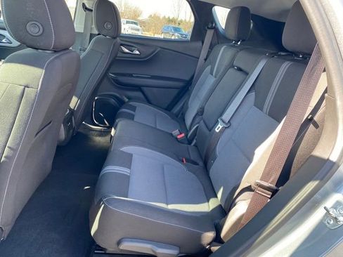 Certified 2025 Chevrolet Blazer LT FWD image 17