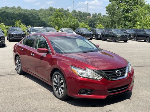 Used 2017 Nissan Altima 2.5 SV FWD image 7
