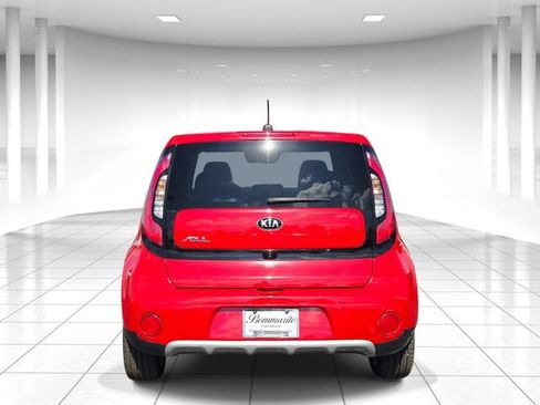 Used 2019 Kia Soul + FWD image 4