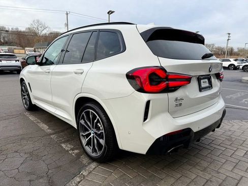 Used 2022 BMW X3 M40i w/ Premium Package image 9