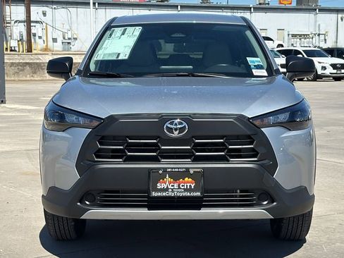New 2026 Toyota Corolla Cross L FWD image 8
