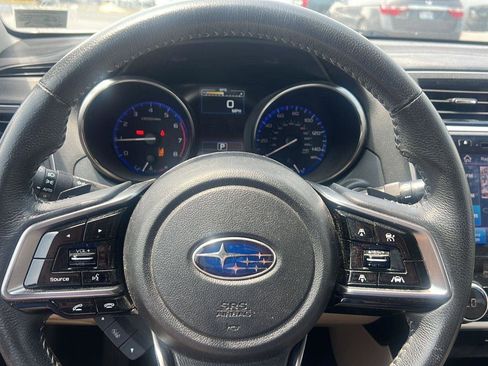 Used 2019 Subaru Outback 2.5i Limited AWD/4WD image 11