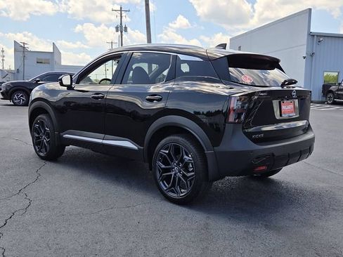 New 2026 Nissan Kicks SR FWD image 3