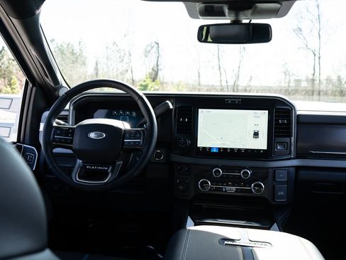 Used 2026 Ford F450 Platinum w/ FX4 Off-Road Package image 37