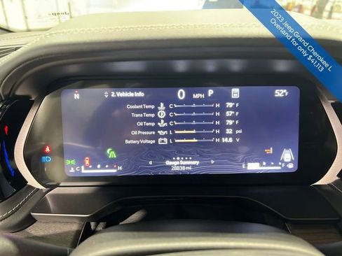 Used 2023 Jeep Grand Cherokee L Overland w/ Advanced Protech Group III image 17