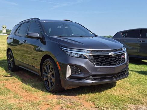 Used 2022 Chevrolet Equinox RS w/ Infotainment Package FWD image 1
