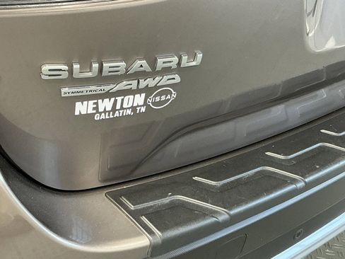 Used 2022 Subaru Forester Touring image 4