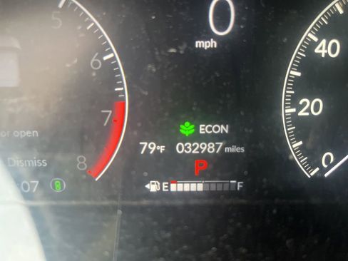 Used 2023 Honda HR-V LX image 10