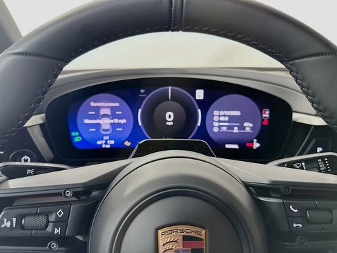 New 2026 Porsche Macan 4S Electric AWD/4WD image 13