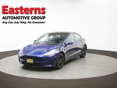 Used 2023 Tesla Model 3 Standard Range image 49