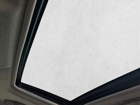 Used 2013 Toyota Highlander Limited image 14