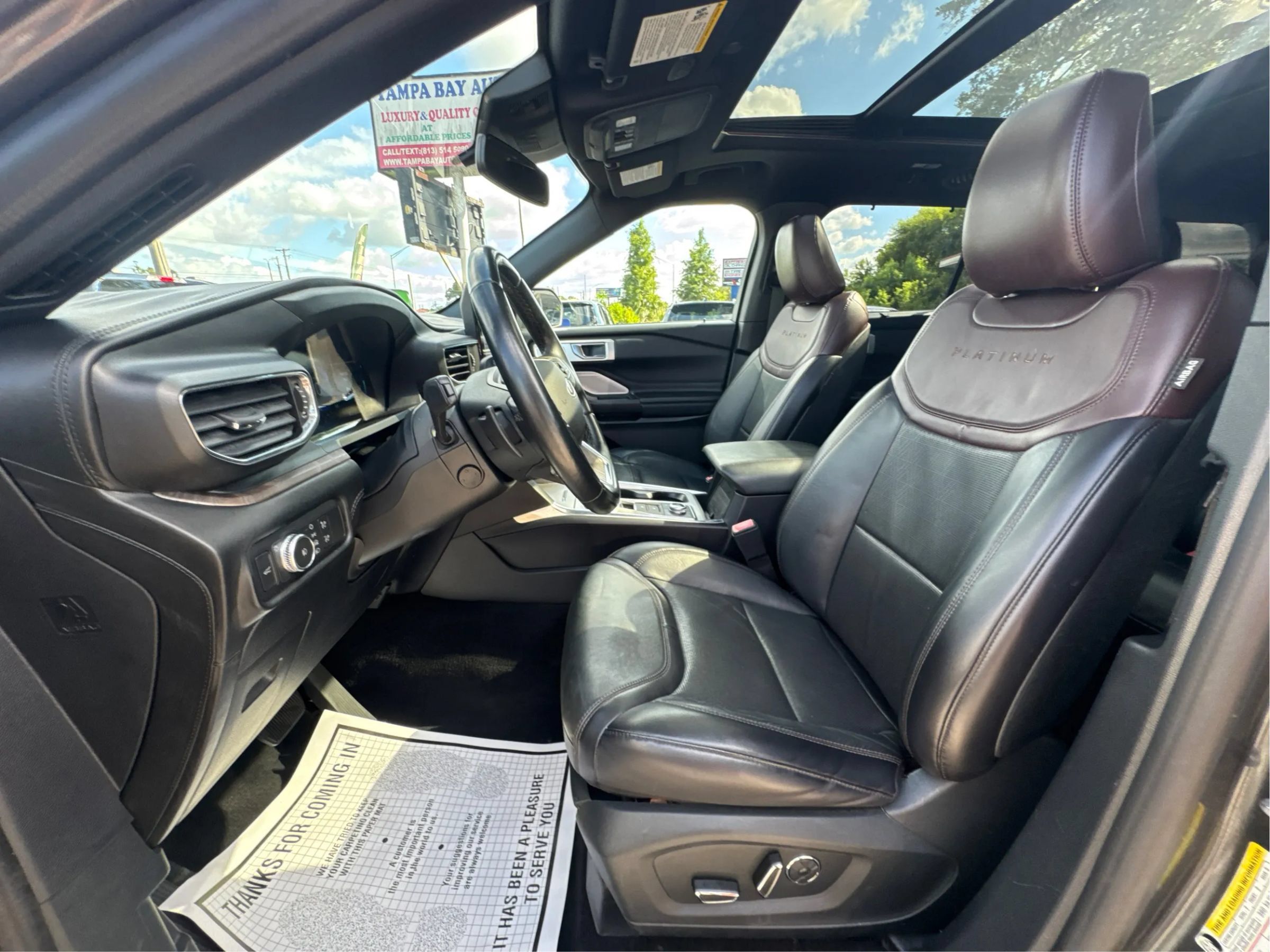 Used 2020 Ford Explorer Platinum w/ Premium Technology Package AWD/4WD image 9