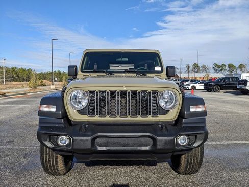Used 2026 Jeep Wrangler Sport image 12
