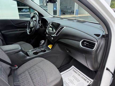 Used 2024 Chevrolet Equinox LT AWD/4WD image 14
