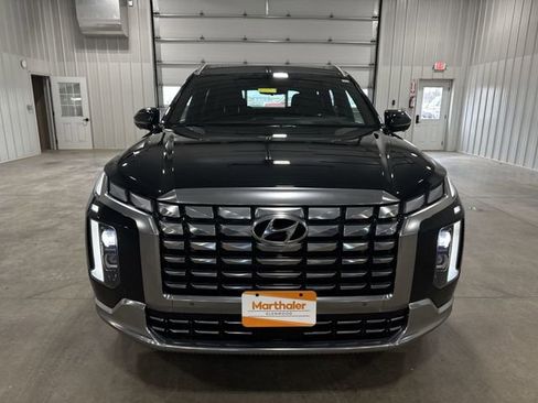 Used 2023 Hyundai Palisade Calligraphy w/ Winter Package AWD/4WD image 3