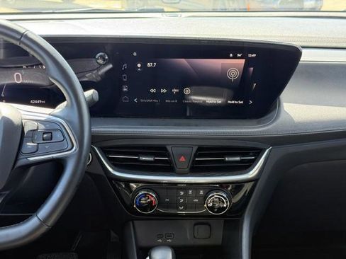Used 2024 Buick Encore GX Sport Touring image 28