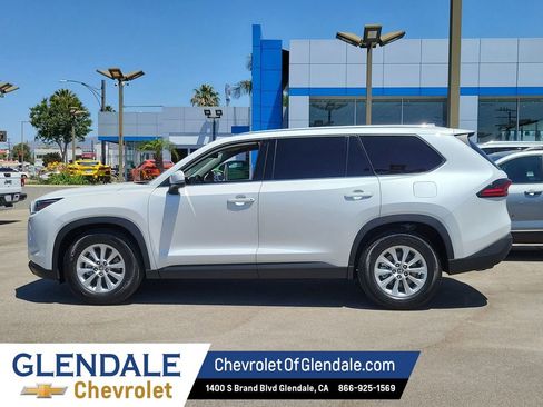 Used 2026 Toyota Grand Highlander FWD image 15